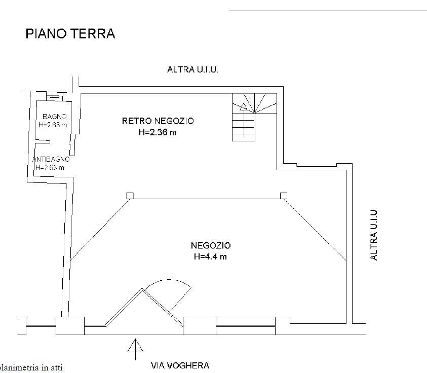 negozio in vendita a Roma in zona Tuscolano