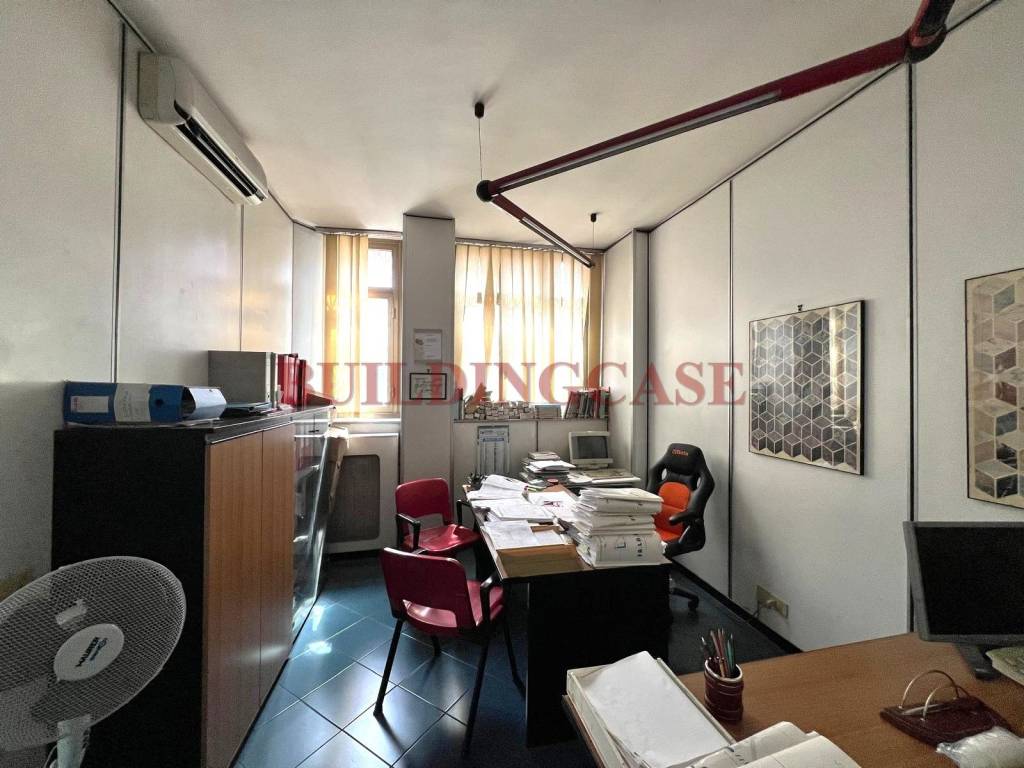 ufficio in vendita a Roma in zona Ostiense