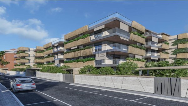 appartamento in vendita a Roma in zona Tor di Quinto