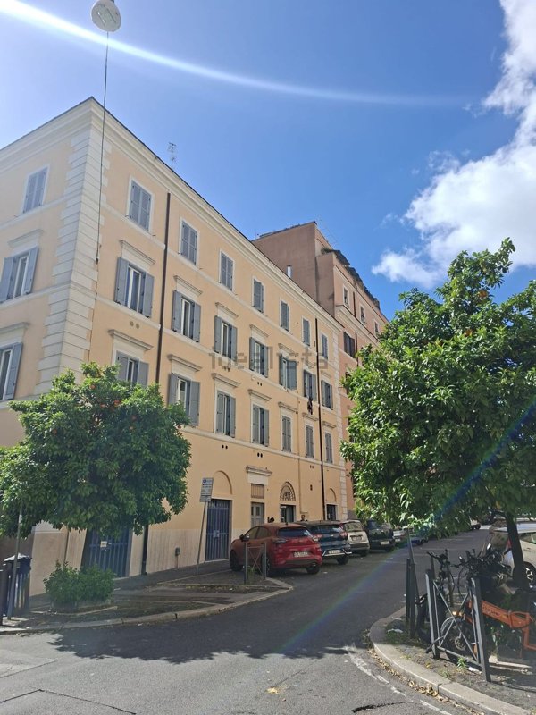 appartamento in vendita a Roma in zona Celio