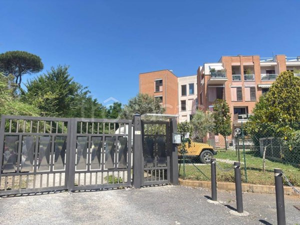 appartamento in vendita a Roma in zona Grottarossa