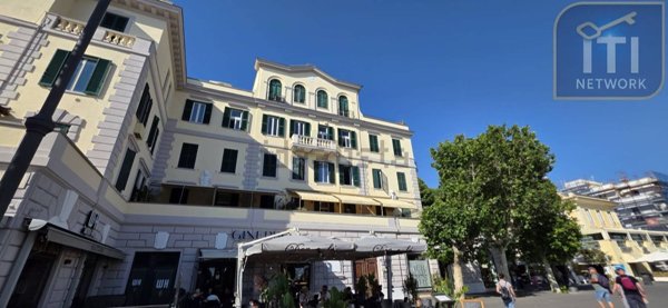 appartamento in vendita a Roma in zona Ostia