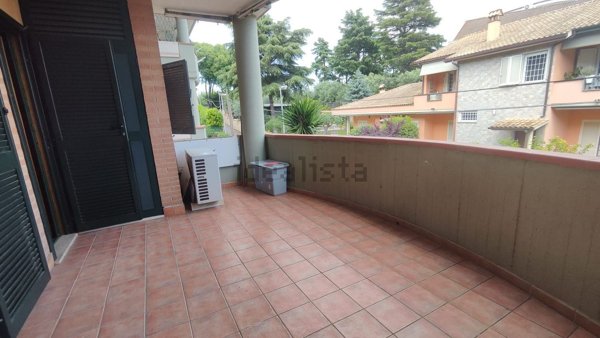 appartamento in vendita a Roma in zona Massimina/Casal Lumbroso