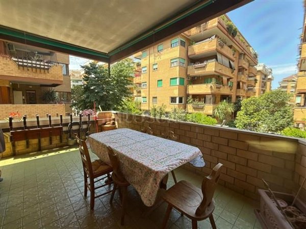 appartamento in vendita a Roma in zona Ostia