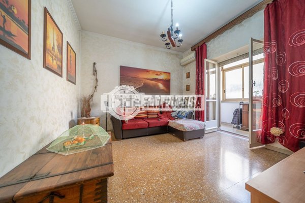 appartamento in vendita a Roma in zona Don Bosco