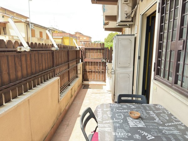 appartamento in vendita a Roma in zona Torre Angela