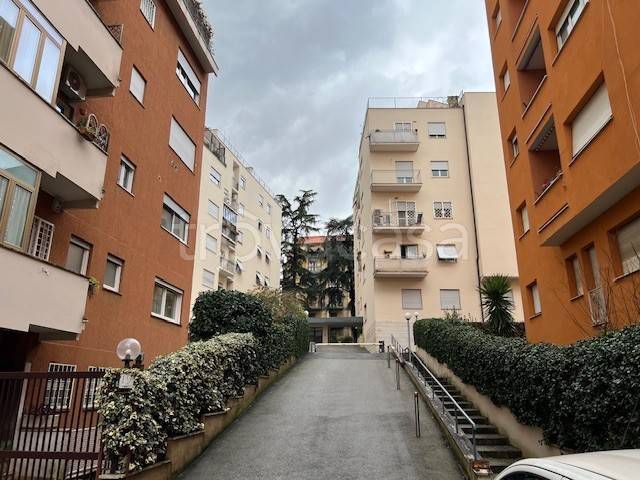 appartamento in vendita a Roma in zona Della Vittoria
