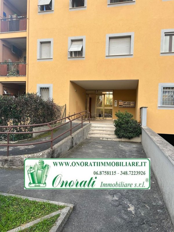 appartamento in vendita a Roma in zona Settecamini