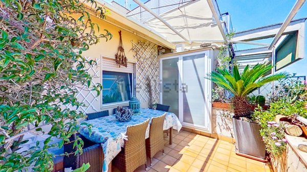 appartamento in vendita a Roma in zona Ostia