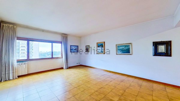 appartamento in vendita a Roma in zona Ostiense