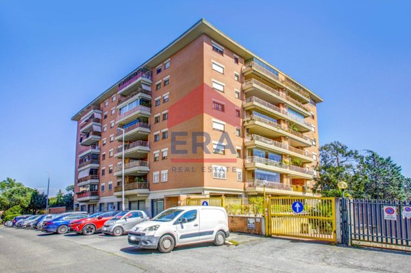 appartamento in vendita a Roma in zona Torrino