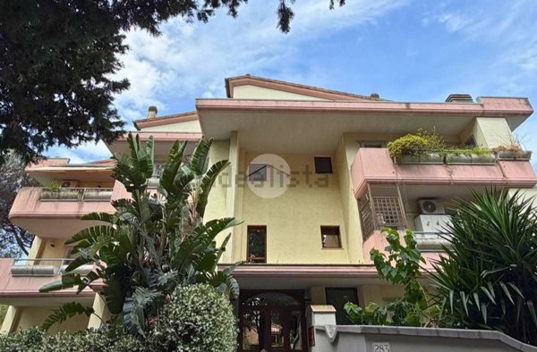 appartamento in vendita a Roma in zona Acilia