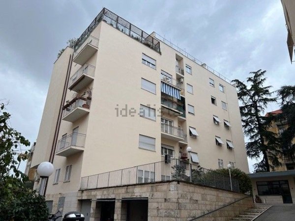 appartamento in vendita a Roma in zona Della Vittoria