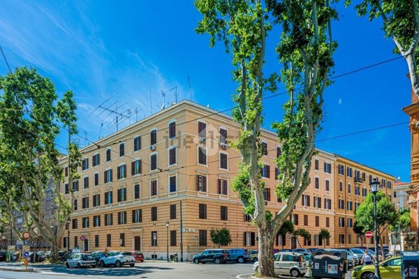 appartamento in vendita a Roma in zona Della Vittoria