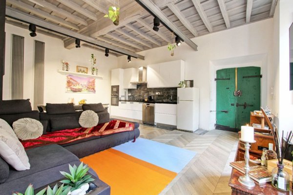appartamento in vendita a Roma in zona Trastevere