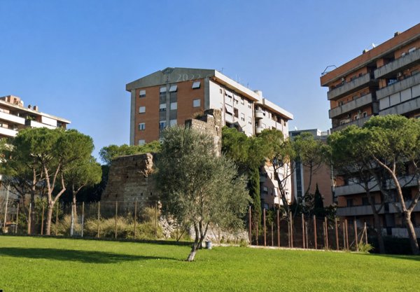appartamento in vendita a Roma in zona Cinecittà