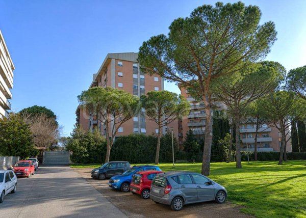 appartamento in vendita a Roma in zona Cinecittà