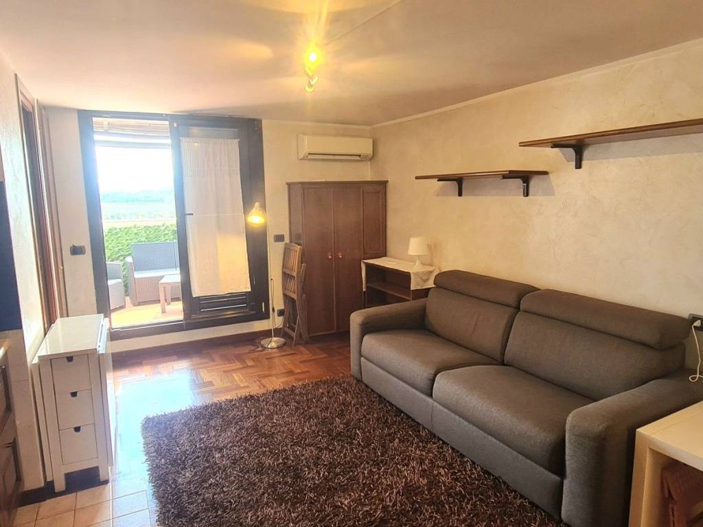 appartamento in vendita a Roma in zona Prenestino-Centocelle