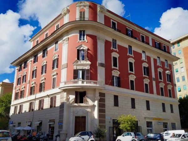 appartamento in vendita a Roma in zona Della Vittoria