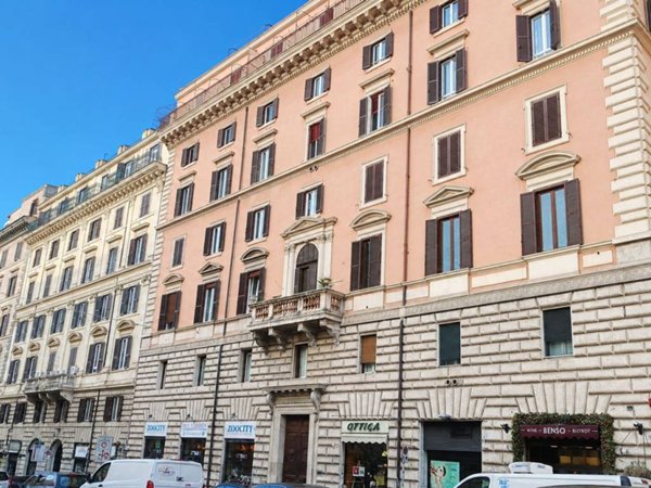 ufficio in vendita a Roma in zona Rione Monti/Campitelli