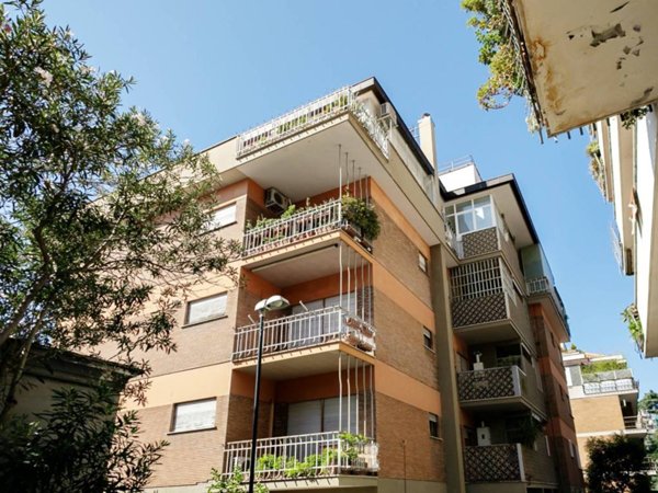 appartamento in vendita a Roma in zona Della Vittoria