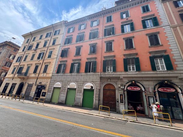 appartamento in vendita a Roma in zona Castro Pretorio