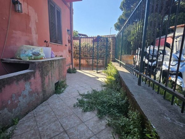 appartamento in vendita a Roma in zona Tuscolano
