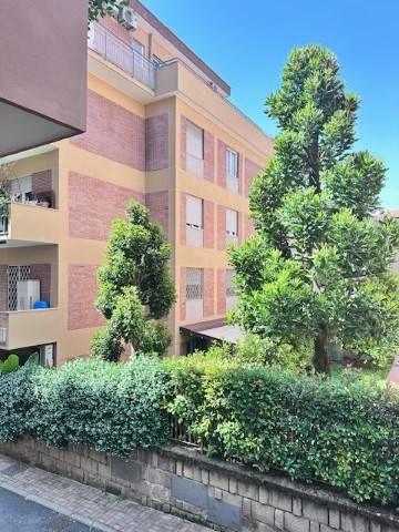 appartamento in vendita a Roma in zona Gianicolense
