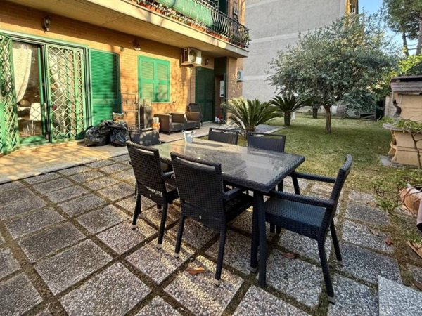 appartamento in vendita a Roma in zona Romanina