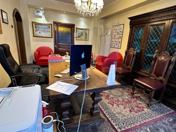 intera palazzina in vendita a Roma