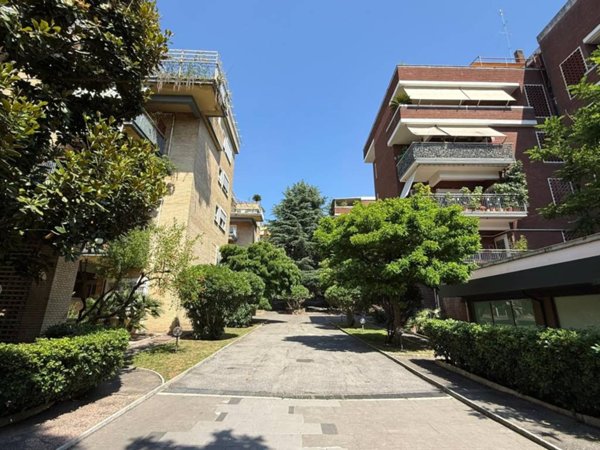 appartamento in vendita a Roma in zona Gianicolense