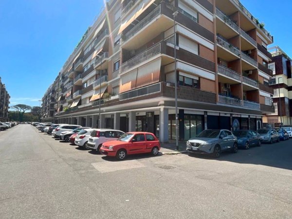 appartamento in vendita a Roma in zona Ostia