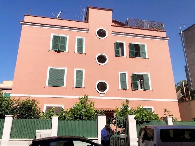 appartamento in vendita a Roma in zona Prenestino-Centocelle