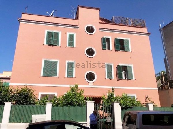 appartamento in vendita a Roma in zona Prenestino-Centocelle