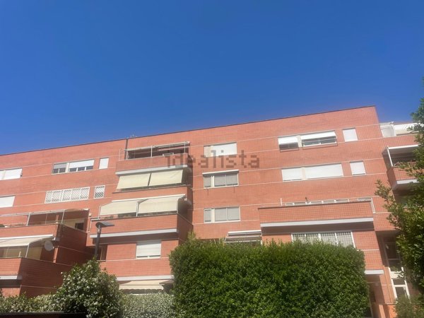 appartamento in vendita a Roma in zona Ostiense