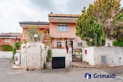 casa indipendente in vendita a Roma in zona Aurelio