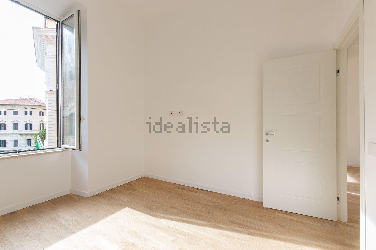 appartamento in vendita a Roma in zona Castro Pretorio