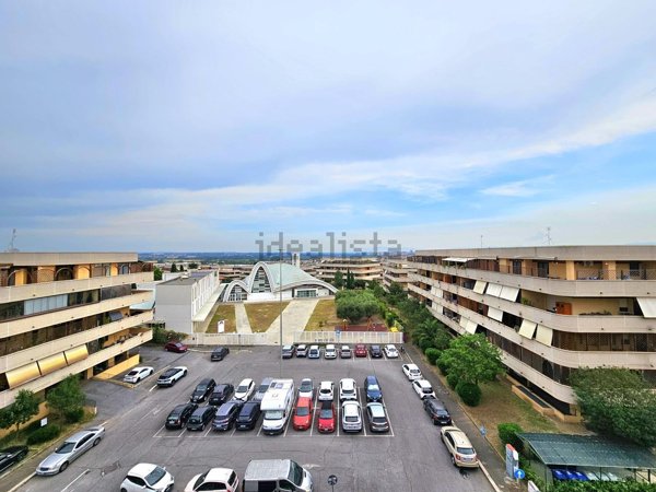 appartamento in vendita a Roma in zona Acilia