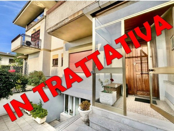 casa indipendente in vendita a Roma in zona Axa