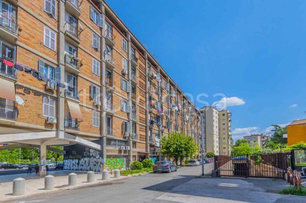 appartamento in vendita a Roma in zona Appio Claudio