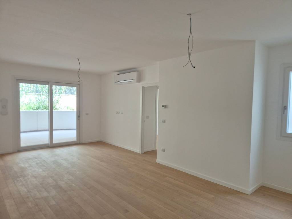 appartamento in vendita a Roma in zona Ardeatino