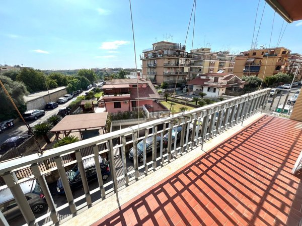 appartamento in vendita a Roma in zona Torrevecchia