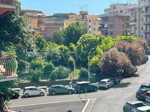 appartamento in vendita a Roma in zona Appio Latino