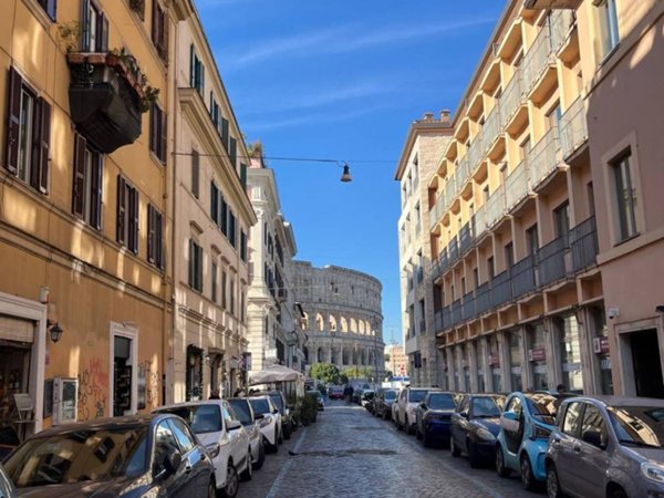 appartamento in vendita a Roma in zona Celio