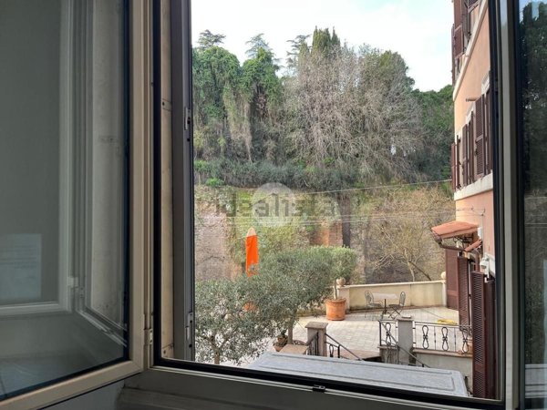 appartamento in vendita a Roma in zona Celio