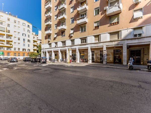 casa indipendente in vendita a Roma in zona Tuscolano