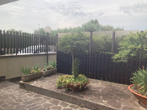 appartamento in vendita a Roma in zona Romanina