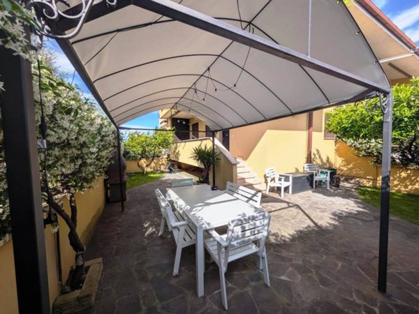 casa indipendente in vendita a Roma in zona Tor Vergata/Torrenova