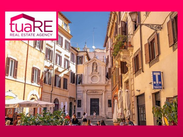 appartamento in vendita a Roma in zona Rione Regola