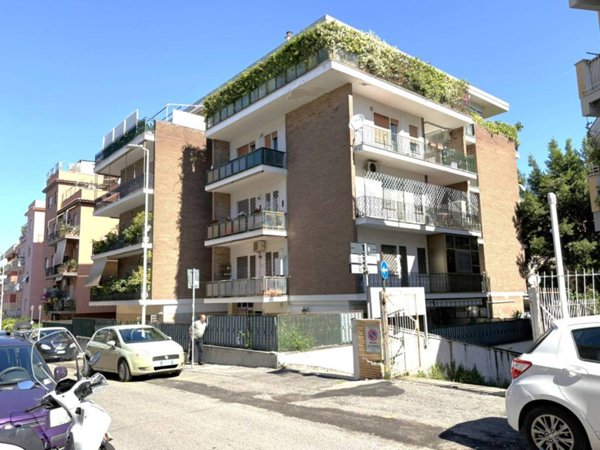 appartamento in vendita a Roma in zona Monte Sacro/Talenti